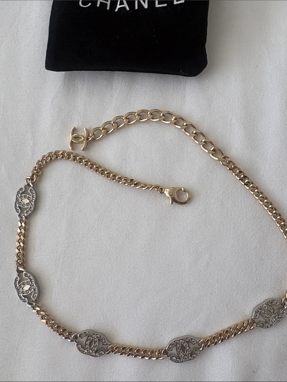 Gold and crystal chain - Picture 3 of 3
